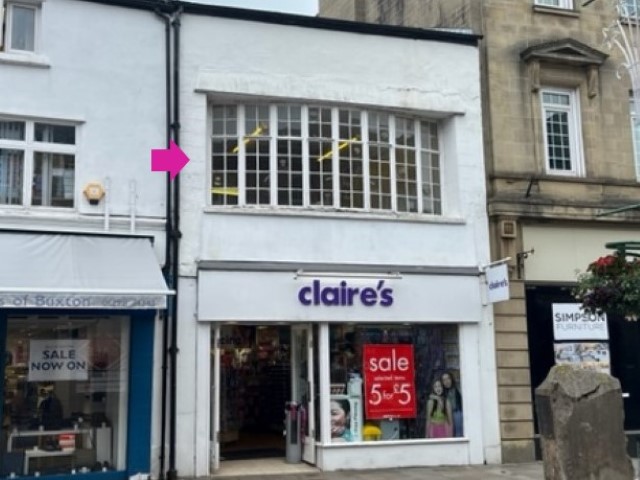 Large commercial room to let in Buxton town centre